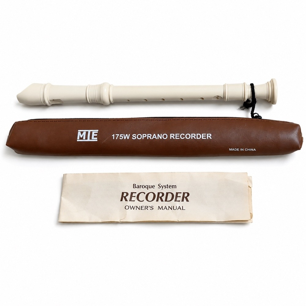 MTE 175W Soprano Recorder Baroque System Ivory with Case and Manual